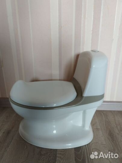 Детский горшок-унитаз бу