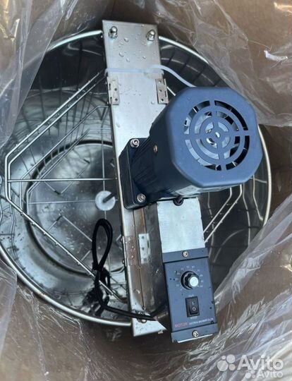 Медогонка электрическая двух рамочная и четырех