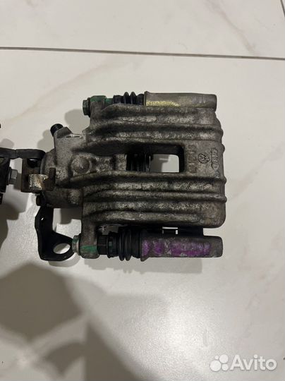 Суппорт задний VW Golf 4/ Bora