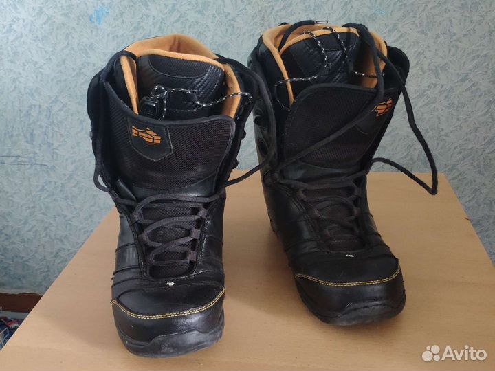 Сноубордические ботинки