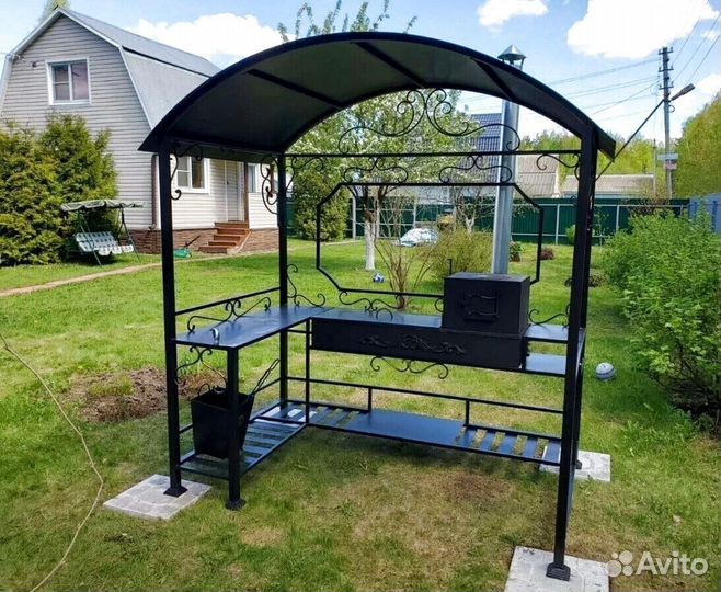 Беседка с мангалом