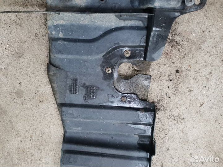 Защита двигателя правая Hyundai Sonata седан тагаз