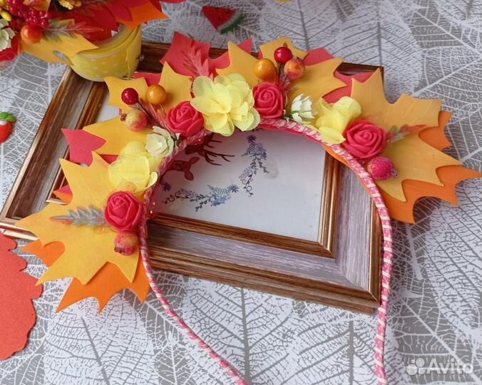 Ободки осенние листья