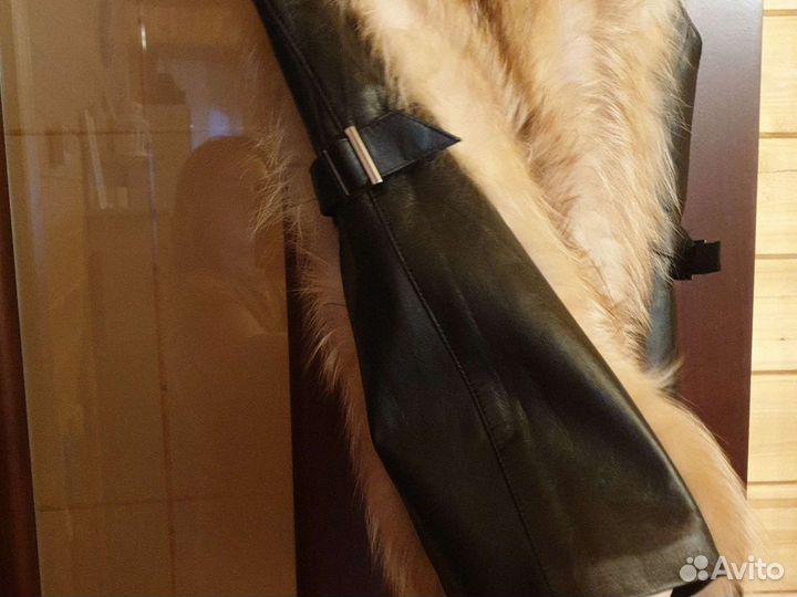 Меховая жилетка из лисы