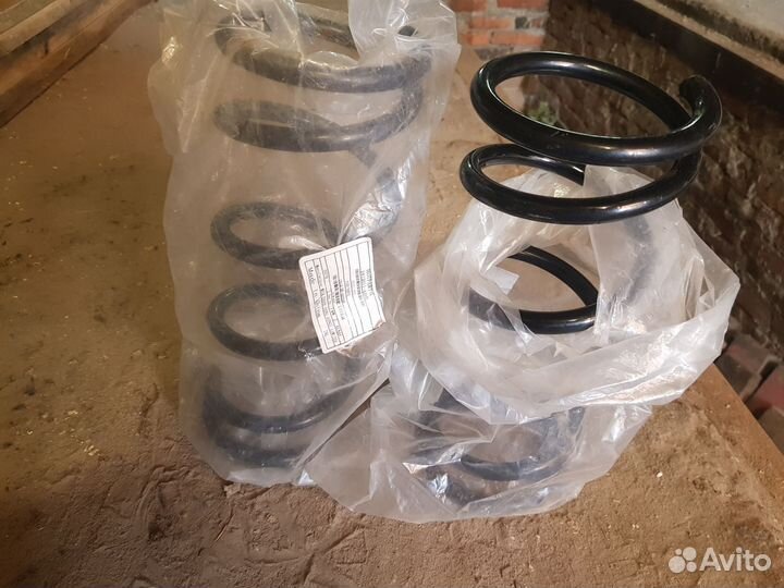 Пружины hover