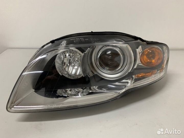 Фара передняя левая Audi A4 B7 2004-2009
