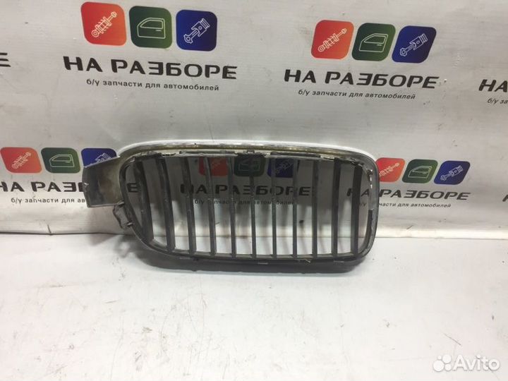 Решетка радиатора левая Bmw 3 F30