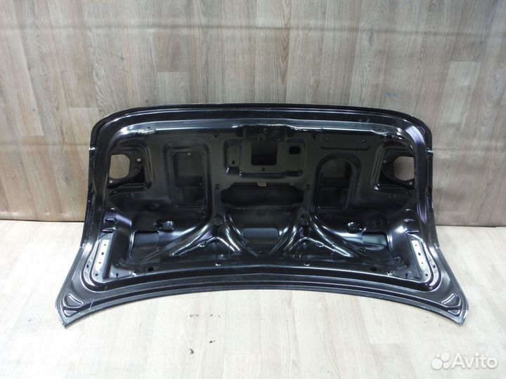 Крышка багажника №255 Nissan Almera G15 2018