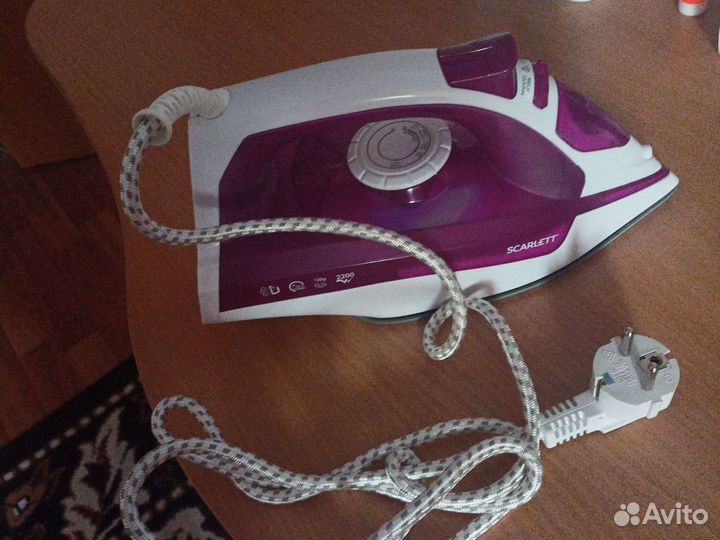 Утюг scarlett