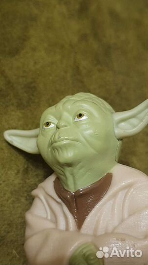 Фигурка мастер Йода из макдональдса
