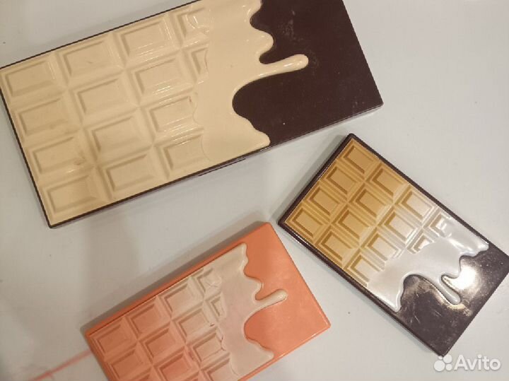 Палетка теней, румян, бронзер i heart revolution