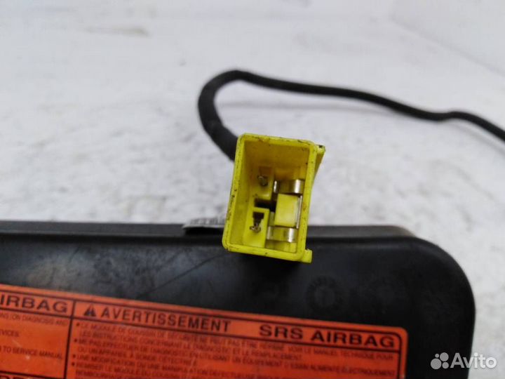 Подушка безопасности в сиденье переднее BP4K57KA0A