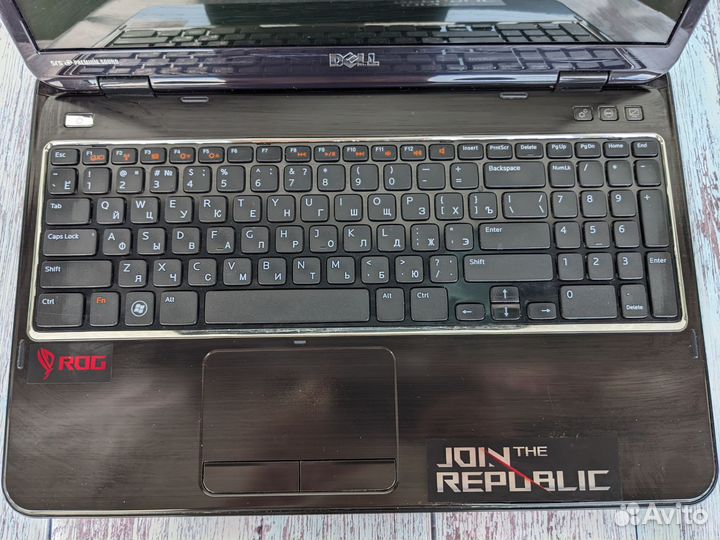 Мощный ноутбук Dell i3-2350M/4gb/SSD120gb/GT-525m