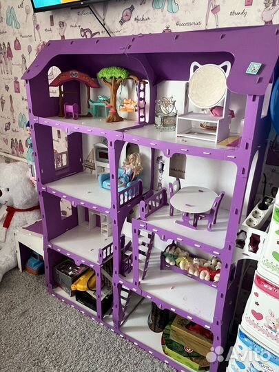 Домик кукольный