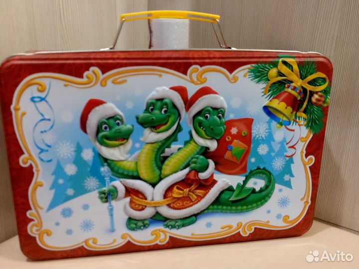 Бокс новогодний для конфет и подарков