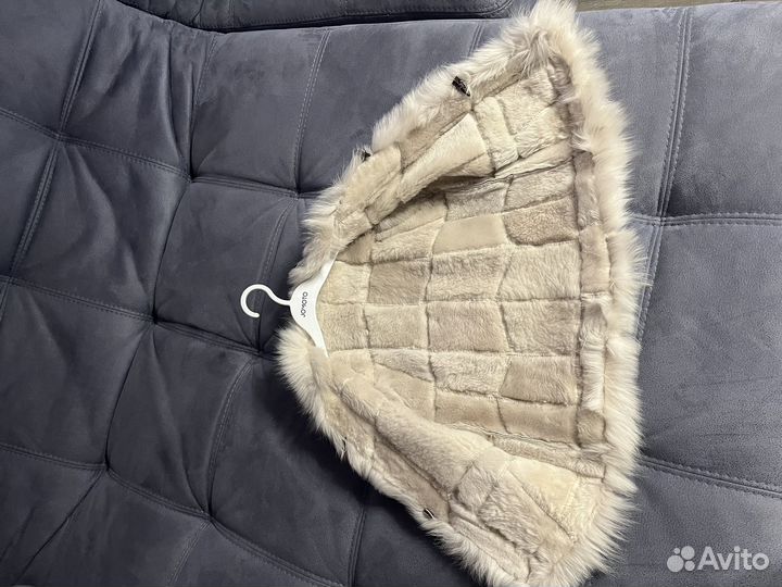 Жилетка кожаная меховая для девочки