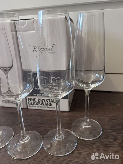 Бокалы для шампанского