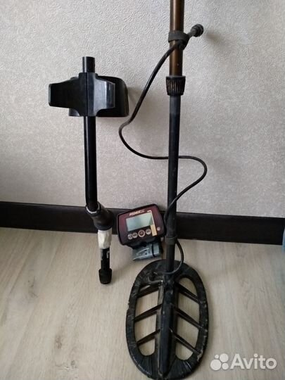 Металлоискатель fisher f22