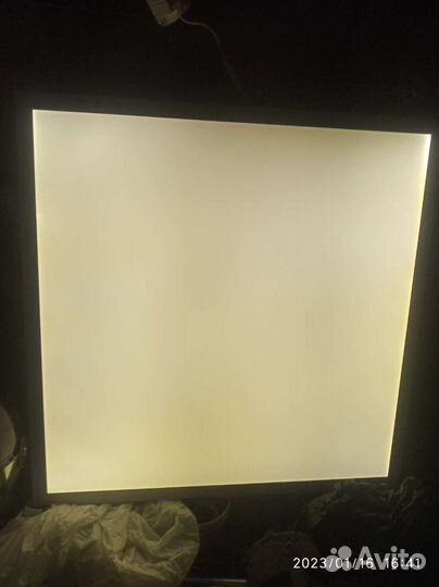 Светильники потолочные диодные б/у