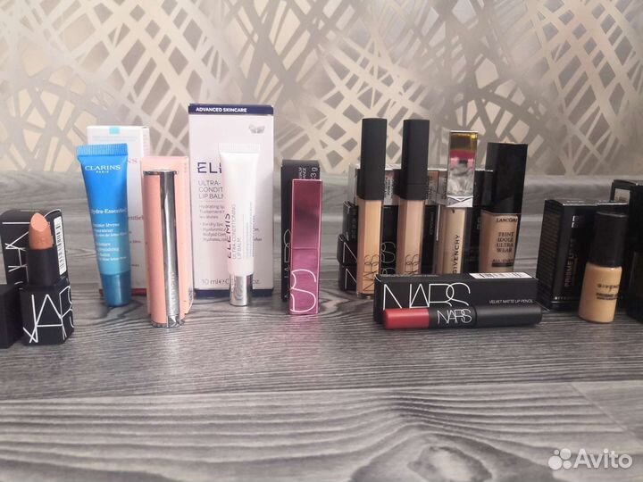 Консилеры, бальзамы, помада, карандаш