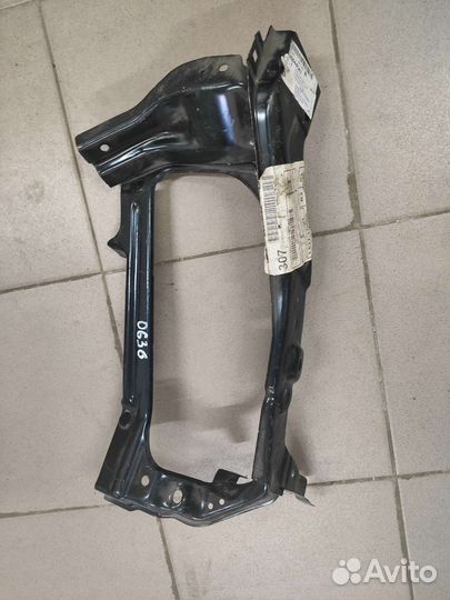 Панель передняя рамка фары Шевроле Лачетти хэтч