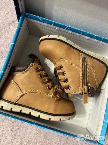 Украшение на пучок для выступлений