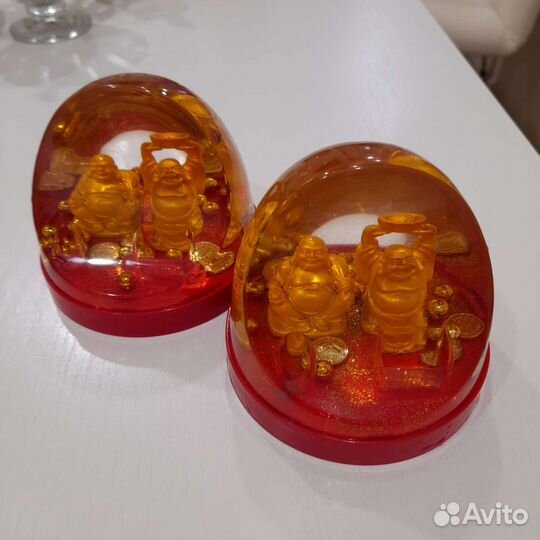 Хотей в золотом дожде