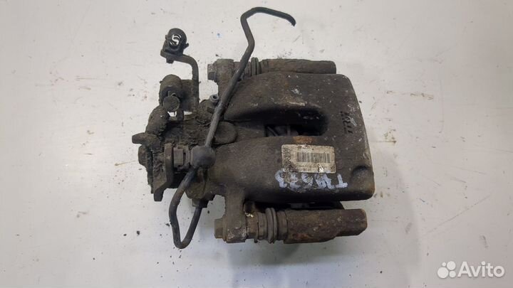 Суппорт Peugeot 5008, 2010