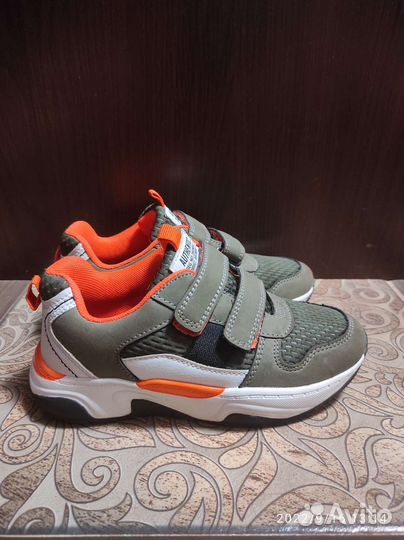 Кроссовки для мальчика 31
