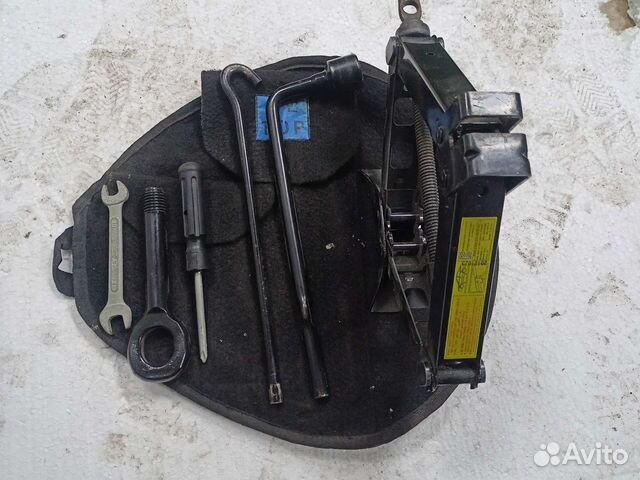 Набор штатного инструмента кия Рио и Солярис