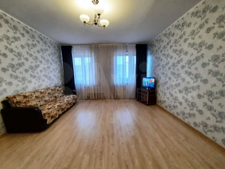 2-к. квартира, 65 м², 6/9 эт.