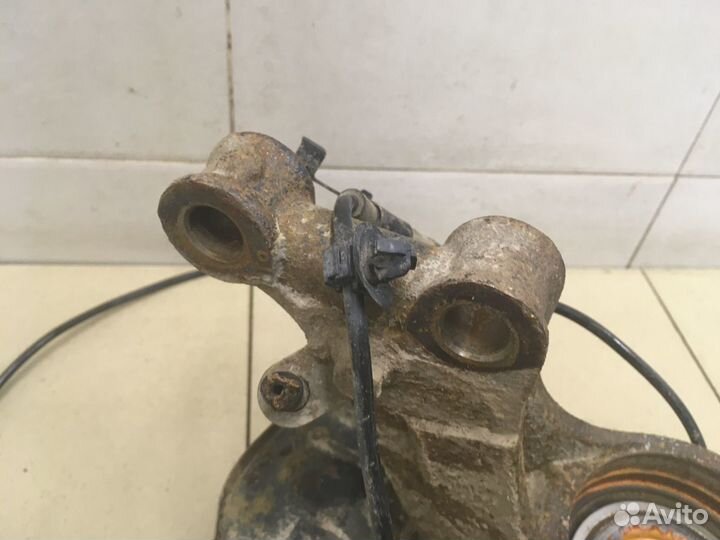 Кулак поворотный передний левый emgrand X7 2013