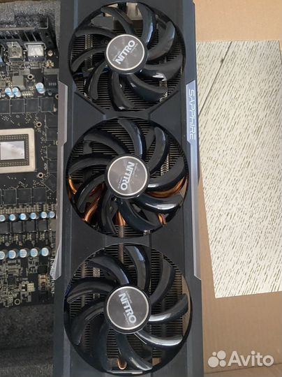 Видеокарта R9 390