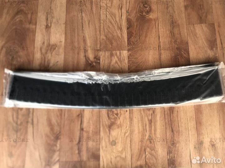 Накладка на задний бампер Renault Duster