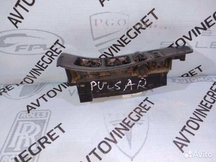 Блок управления стеклоподъемниками Nissan Pulsar