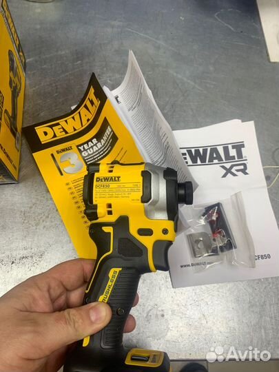 Импульсный шуруповерт dewalt DCF850N (18 В)