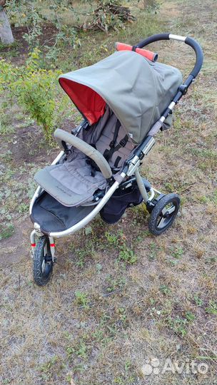 Коляска трёхколёсная bumbleride