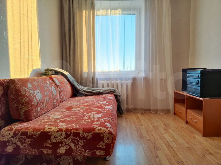 2-к. квартира, 47 м², 6/9 эт.