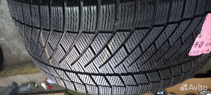 Continental ContiVikingContact 6 275/40 R21 107T