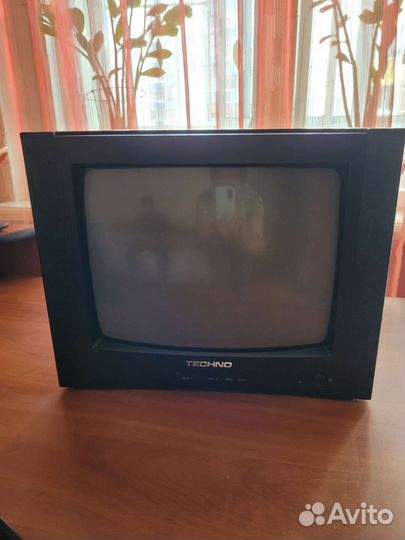 Телевизор techno TS- 3707