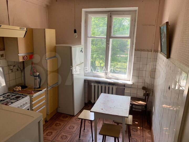 3-к. квартира, 90 м², 2/3 эт.