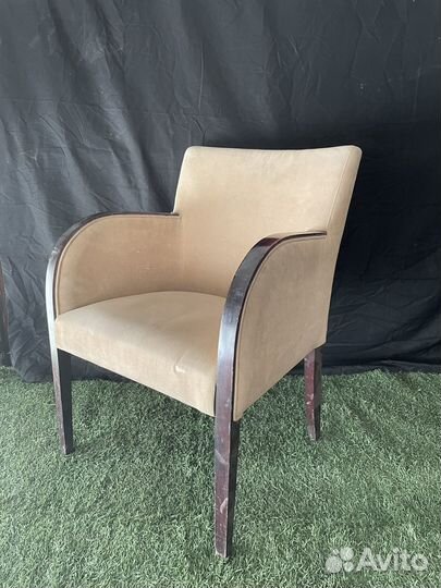 Полукресло