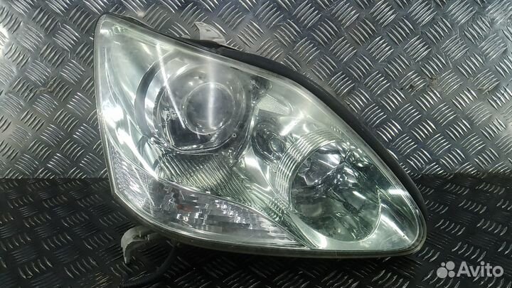 Фара правая Lexus LS430