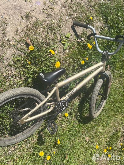 Трюковой велосипед bmx Tech Team