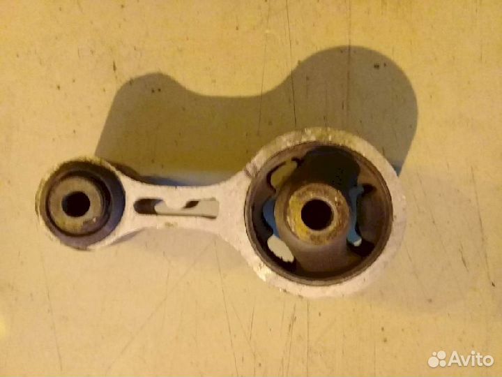 Опора двигателя (подушка двс) задняя GR1E39040A Ma