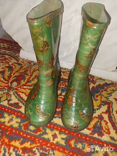 Резиновые сапоги