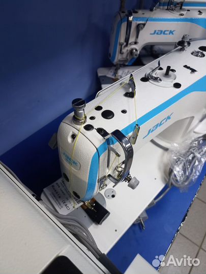 Прямострочная машина Jack F4 (Новый Дизайн)