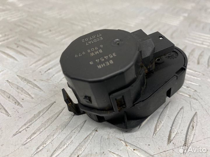 Б/У Сервопривод заслонки печки (моторчик