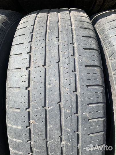 Continental CrossContact LX25 215/65 R16 98