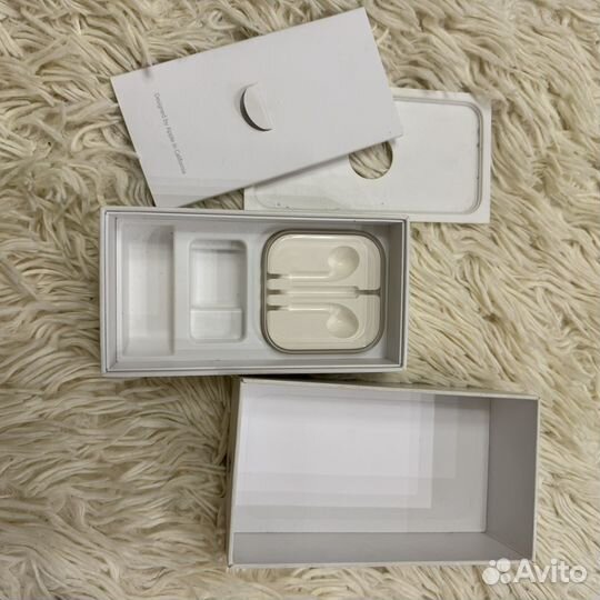 Коробка из-под iPhone 5 White